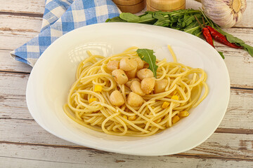 Delicous Pasta with scallop seafood