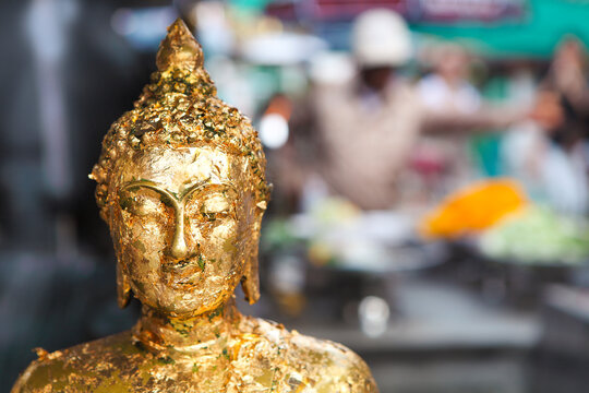 statue of buddha