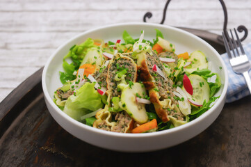 salat frühling sommer maultaschen 
