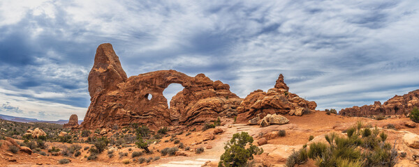 Turret Arch in Arches NAtional Monumant, Utah, USA © Frankix