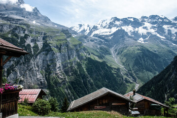 Fototapeta na wymiar Swiss alpine village