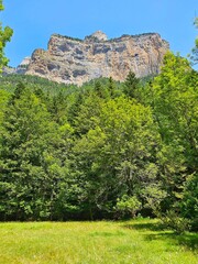 Fototapeta na wymiar Ordesa Valley Natural Park and Lost Mountain in the Pyrenees of Huesca