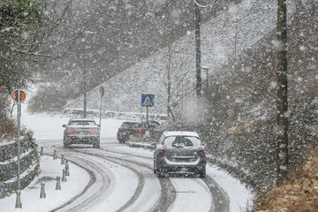 auto voiture circulation intemperie neige Belgique environnement