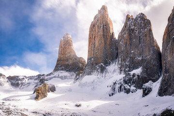 las torres covered by snow