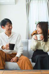 幸せな新婚夫婦３