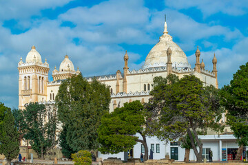Obraz premium Cathédrale Saint-Louis de Carthage