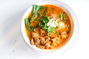 Special Tom Yam complete with minced meat and vegetables