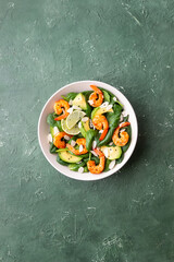 Salad with shrimps, avocado, spinach and almonds. Healthy eating. Diet.