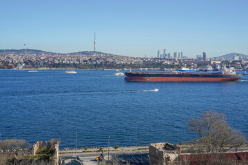 Fototapeta premium oil tanker ship passing in marmara sea view from topkapi palace istanbul turkey