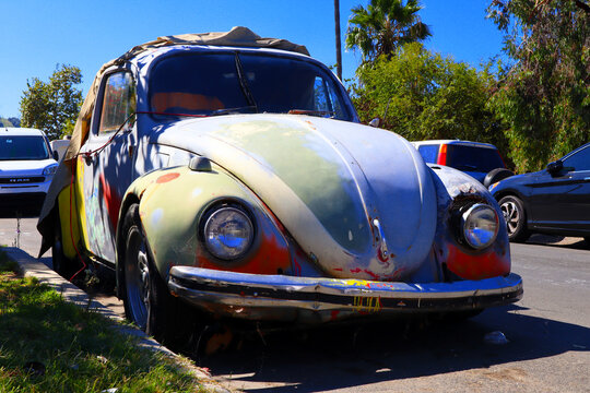 Los Angeles, California: Volkswagen Beetle, old rusty car
