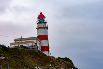 Fototapeta na wymiar The Cabo Silleiro lighthouse dominating the entire ocean