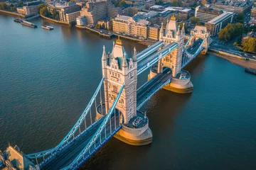 Photo sur Plexiglas Tower Bridge Tower Bridge in London UK, aerial view