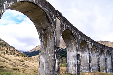 The Majestic Glenfinnan Viaduct: A Journey Through Magical Landscapes