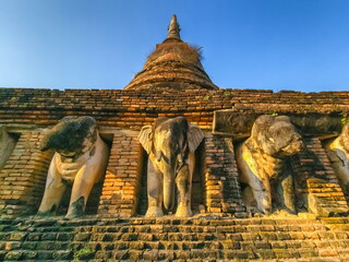 Wat Chang Lom at Sukhothai historic park, Thailand - 712527450
