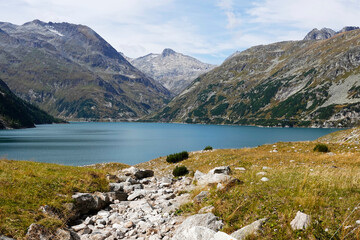 Speicher Kölnbrein in den Hohen Tauern im Herbst