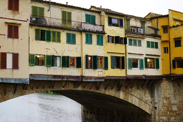 Fototapeta na wymiar Ponte Vecchio over Arno River, Florence, Italy