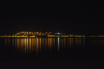 vista noturna de lagoa na cidade de Boa Esperança, Estado de Minas Gerais, Brasil