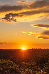 pôr do sol na cidade de Boa Esperança, Estado de Minas Gerais, Brasil