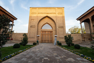 Fototapeta na wymiar View of Hazrati Imam Mosque and Muyi Muborak Madrasah Moyie Mubarek Library Museum in Tashkent, Uzbekistan. Hazrati Imam architectural complex is a popular tourist attraction of Central Asia.