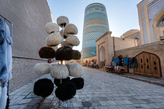 puffy Uzbek cap, Khiva, Khoresm agricultural oasis, Citadel.