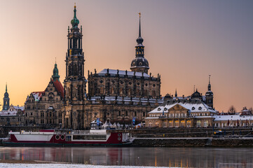 The Dresden Cathedral (Hofkirche) by the Elbe river in the winter morning dawn. 