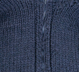 dunkel Blaue Grobstrick Strickjacke aus Alpaca und Mohairwolle zur Hintergrund Nutzung  - 713107823