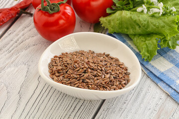 Dry Raw flax seed in the bowl