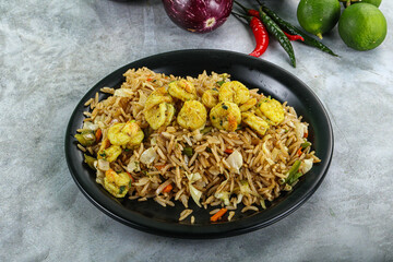Stir fried rice with prawns