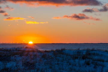 Sonnenuntergang im Winter auf Langeoog.
