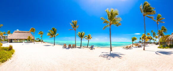 Florida Keys scenic white sand beach panoramci view, Marathon - 713254485