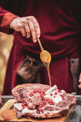 Process of preparing ox heart according to medieval recipe