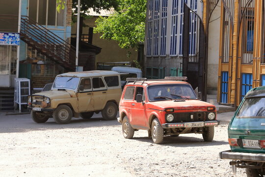 August 21 2023 - Kyrgyzstan: old soviet and russian cars still working in Central Asia