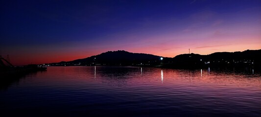 Naklejka premium Atardecer