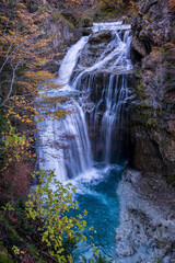 Fototapeta na wymiar La Cueva waterfall, Ordesa i Monte Perdido National Park, Province of Huesca, Aragon