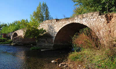 Fototapeta na wymiar Located in Denizli, Turkey, Hancalar Bridge was built by the Ottomans.
