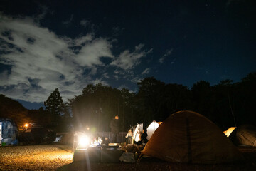 Fototapeta na wymiar tent at night