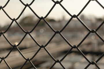 水処理場のフェンス