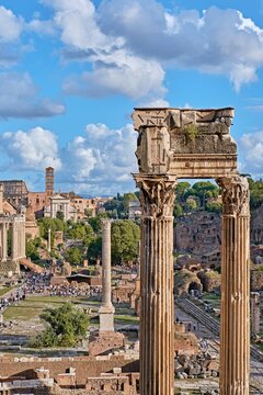 Roman Forum (Foro Romano), Temple of Saturn and Arch of Septimius Severus, Rome, Italy
