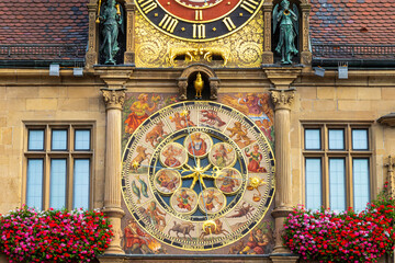 Die Astronomische Uhr oder Kunstuhr am Rathaus in Heilbronn - obrazy, fototapety, plakaty