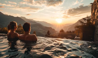 Fotobehang entspannter Blick in die Berge aus dem Pool © Jenny Sturm