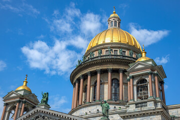 Fototapeta premium The dome of St. Isaac's Cathedral. Saint Petersburg, Russia