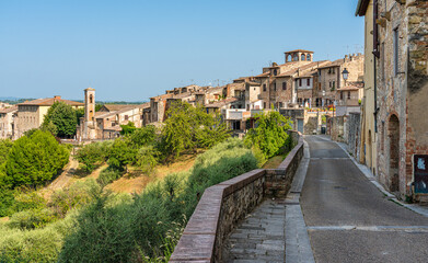 Fototapeta na wymiar The picturesque village of Colle Val D'Elsa on a sunny summer day. Province of Siena, Tuscany, Italy