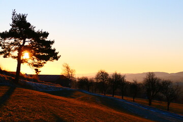 Morgendämmerung in der buckligen Welt