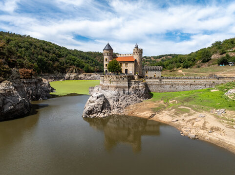 Chateau de La Roche - Roanne, France