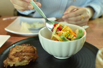 Take close-up photos of food and drink handles.