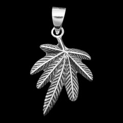 Silver Hemp leaf pendant. 925 silver. Rap, Hip-Hop, Rasta, Cannabis, Punk, Rock, Ska. Accessory for...