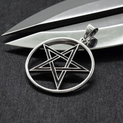 Silver Pentagram pendant. 925 silver. Occult accessory, dark magic. Satan, Baphomet, Devil, 666,...