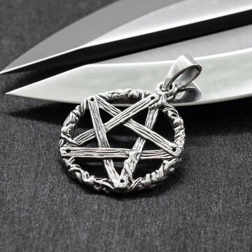 Silver Pentagram pendant. 925 silver. Occult accessory, dark magic. Satan, Baphomet, Devil, 666, Lilith. Accessory for rockers, metalheads, punks, goths.