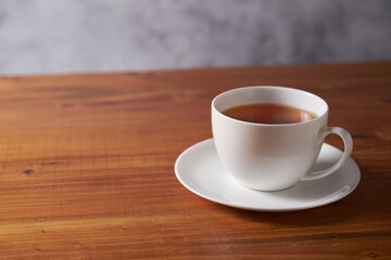 温かい紅茶　イメージ