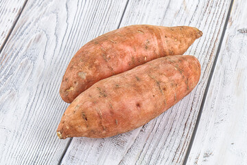 Sweet raw batat for cooking